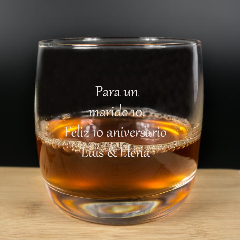 Regalos personalizados: Cristalería personalizada: Vaso de Whisky grabado con texto 