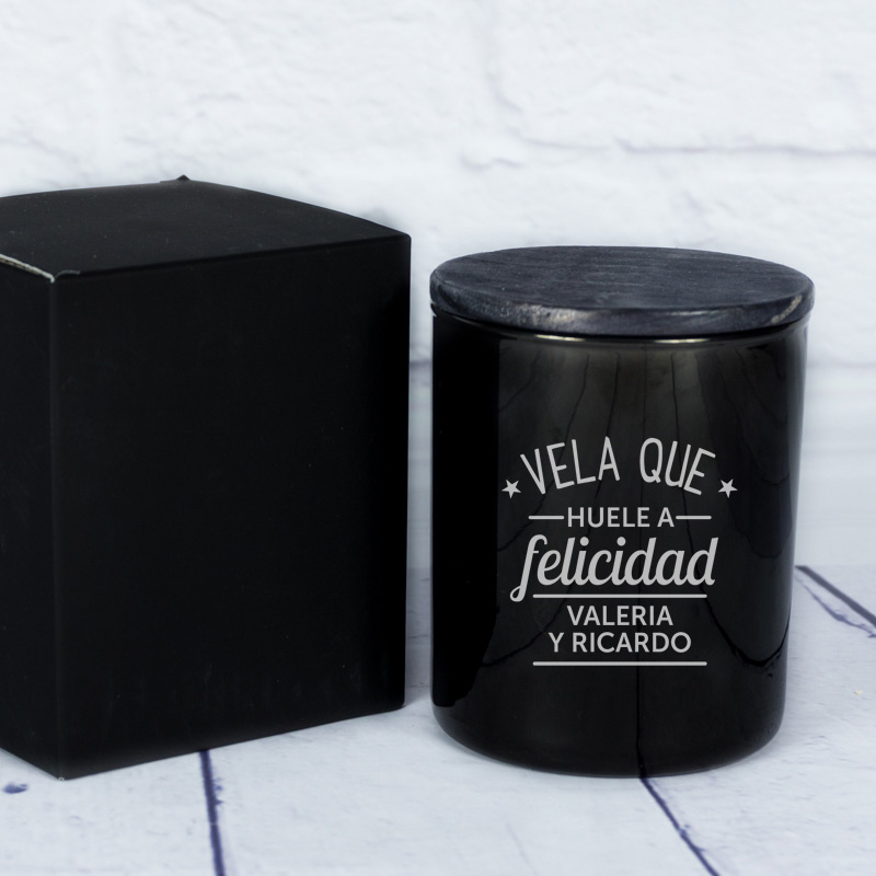 Regalos personalizados: Velas personalizadas: Vela grabada 'Huele a felicidad'