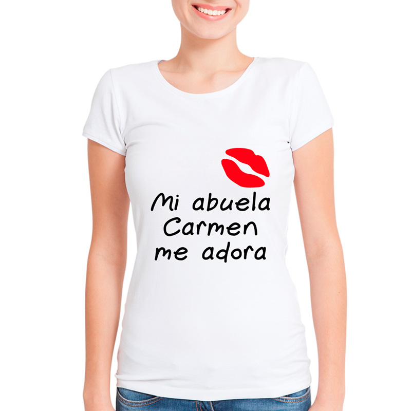 Regalos personalizados: Camisetas personalizadas: Camiseta mi abuela me adora personalizada