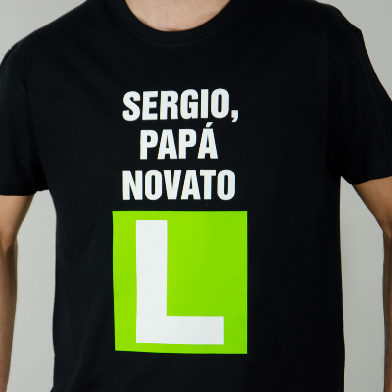 Regalos personalizados: Regalos con nombre: Camiseta papá novato personalizada