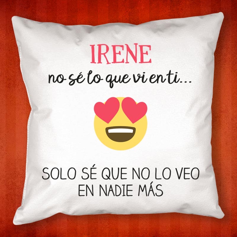 Regalos personalizados: Regalos con nombre: Cojín emoticono enamorado personalizado