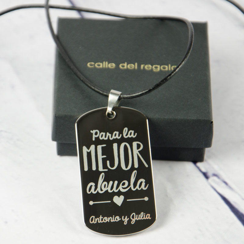 Regalos personalizados: Joyas personalizadas: Colgante personalizado para la mejor abuela