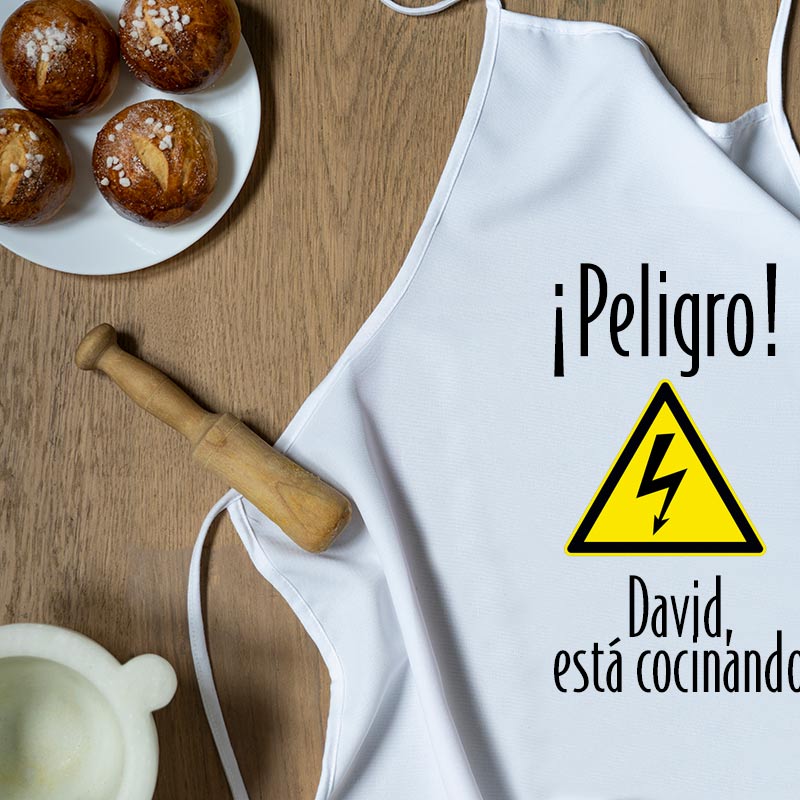 Regalos personalizados: Delantales personalizados: Delantal "Peligro cocinando" personalizado