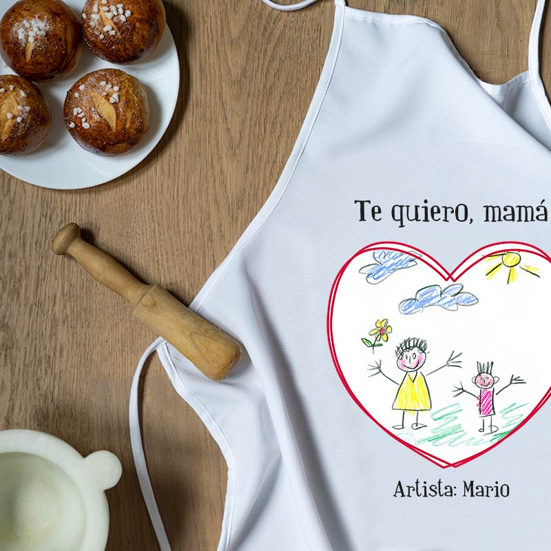 Regalos personalizados: Delantales personalizados: Delantal personalizado corazón con dibujo para mamá