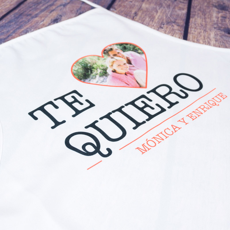 Regalos personalizados: Delantales personalizados: Delantal Te quiero con foto