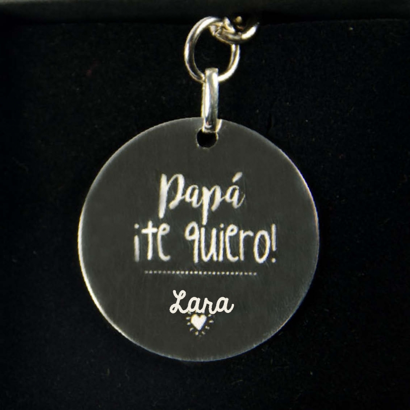 Joyas personalizadas: Llavero de plata Te quiero papá grabado Joyas personalizadas: Llavero de plata Te quiero papá grabado