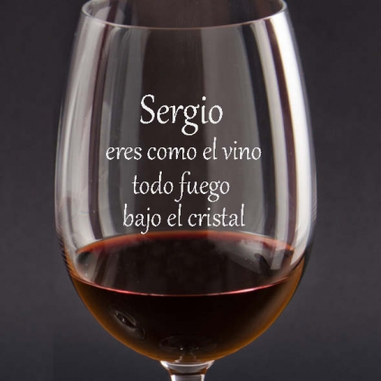 Vinos Personalizados: Copas de vino grabadas con mensaje Vinos Personalizados: Copas de vino grabadas con mensaje